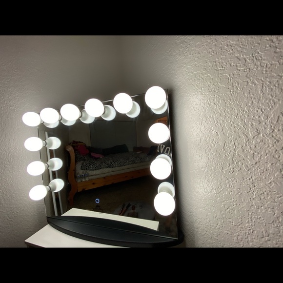 Vanity mirror - Picture 2 of 6